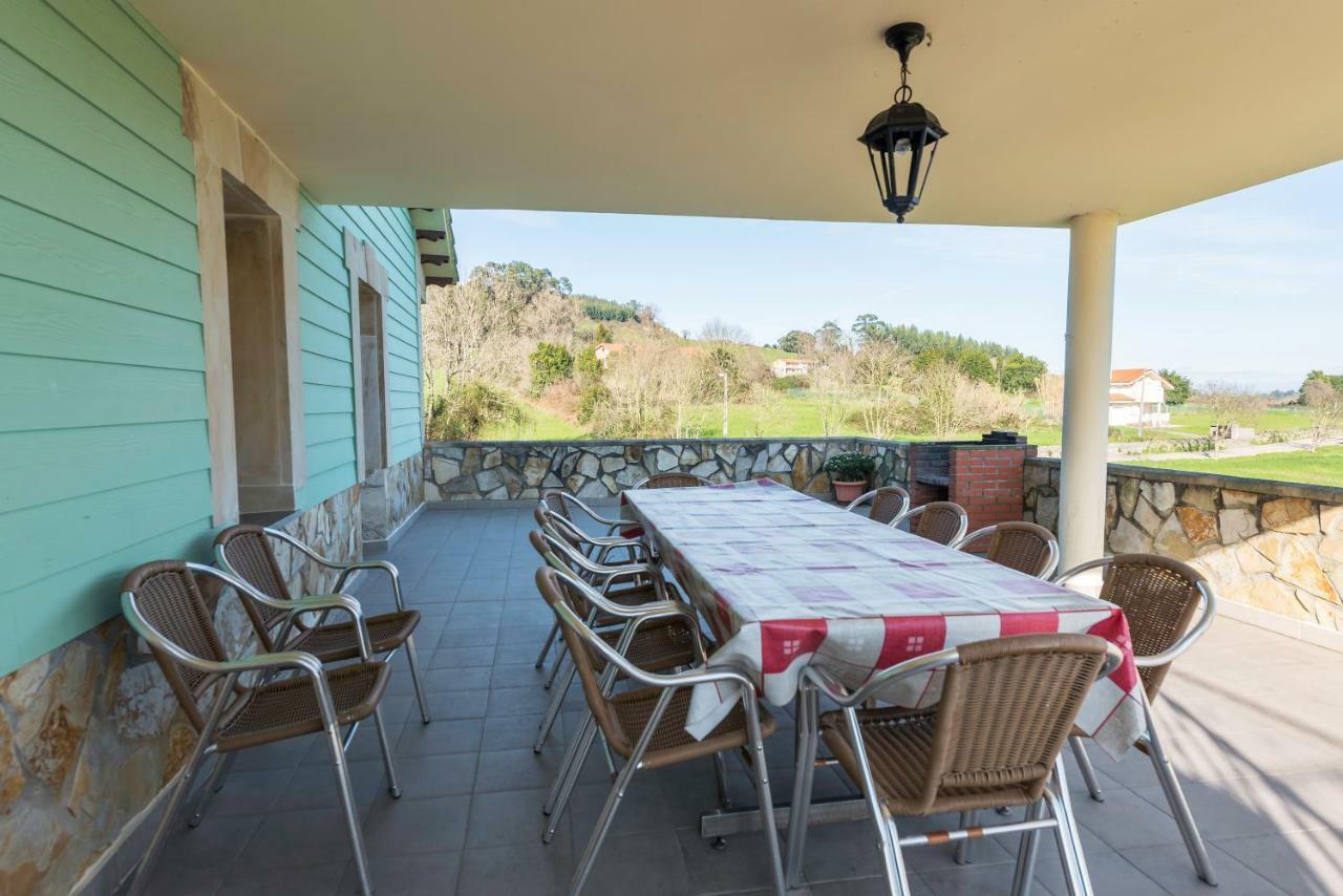 Apartamentos Turisticos El Ponton Arnuero Ngoại thất bức ảnh