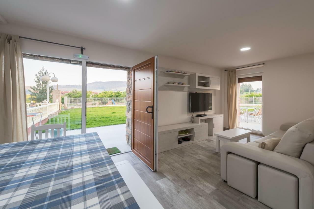 Apartamentos Turisticos El Ponton Arnuero Ngoại thất bức ảnh