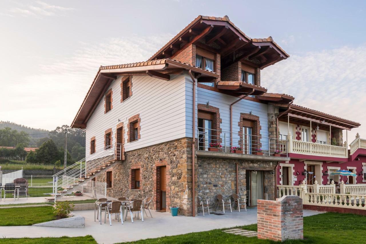 Apartamentos Turisticos El Ponton Arnuero Ngoại thất bức ảnh