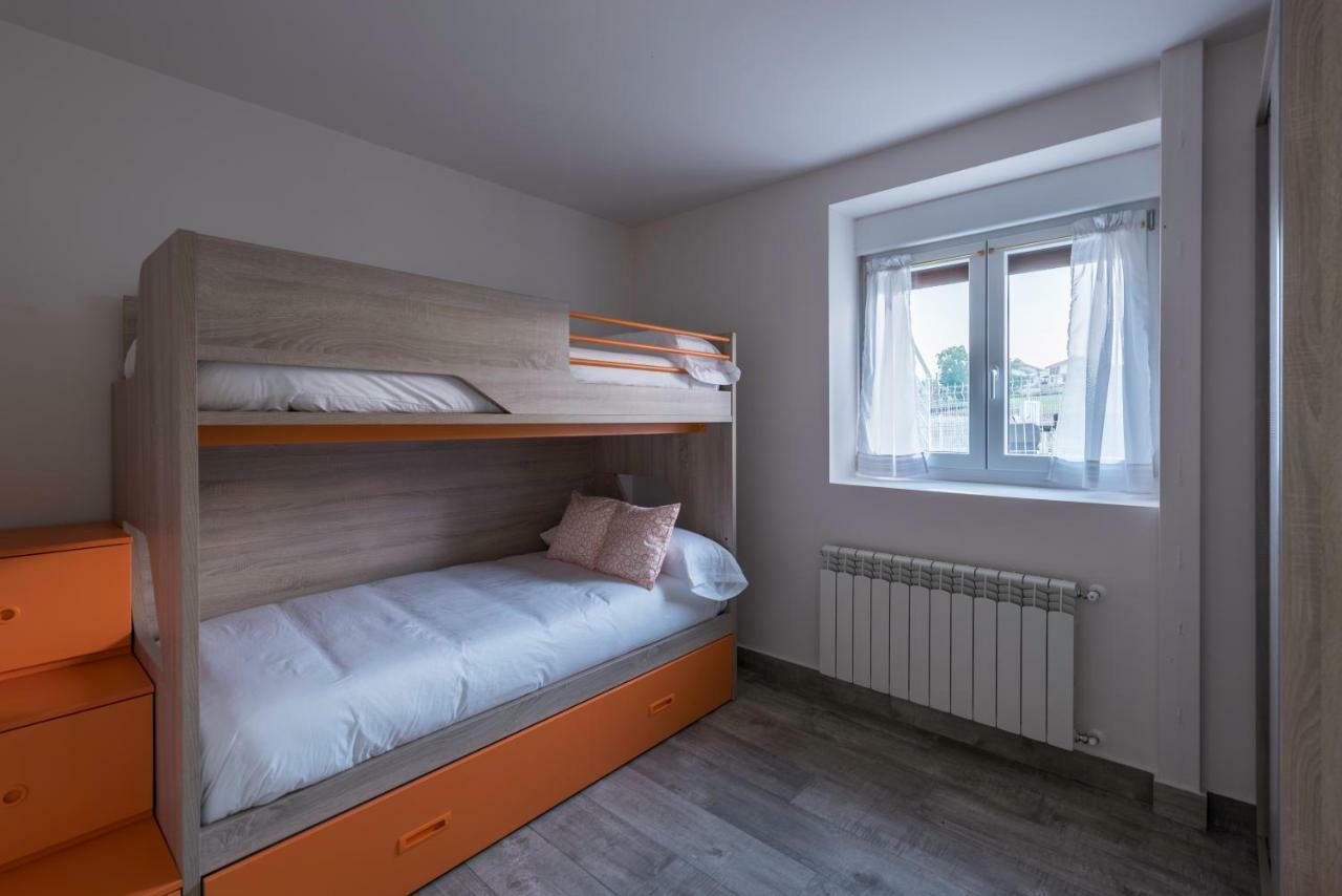 Apartamentos Turisticos El Ponton Arnuero Ngoại thất bức ảnh